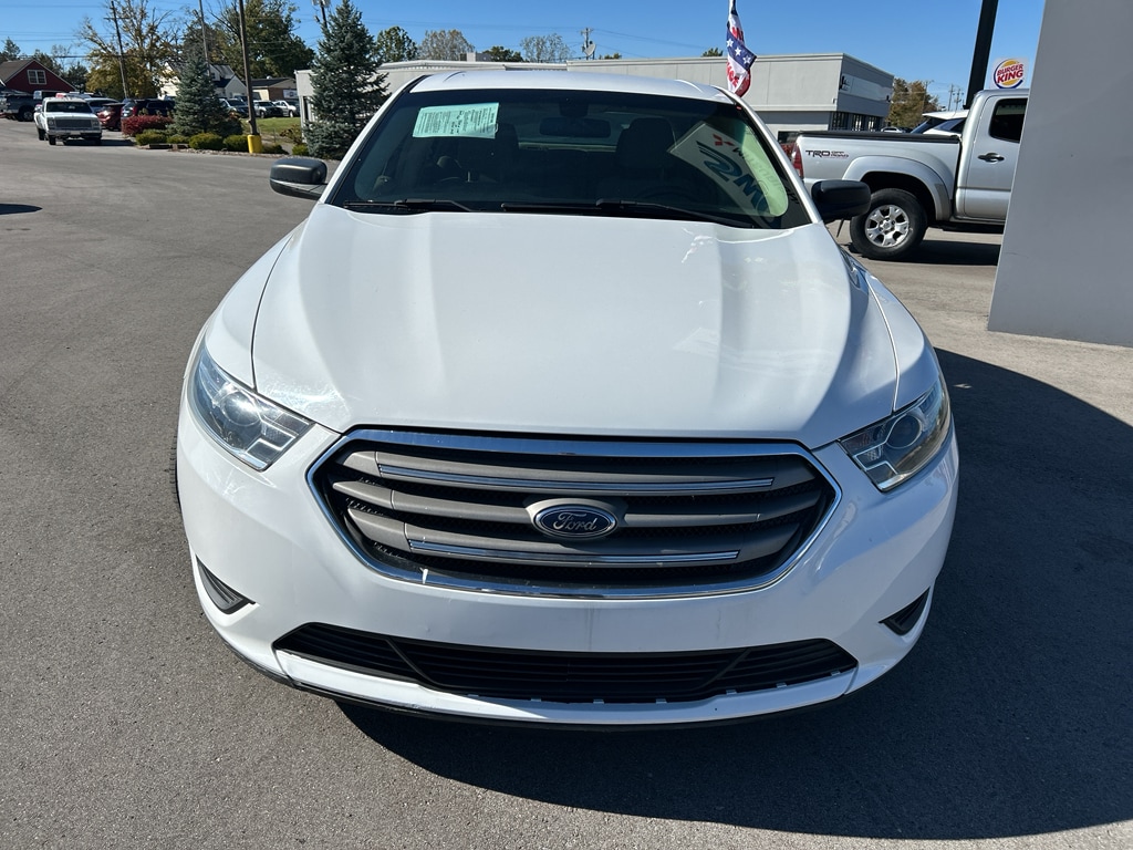 Used 2017 Ford Taurus SE Sedan