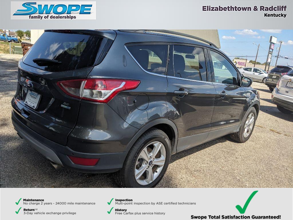2016 Ford Escape SE's photo