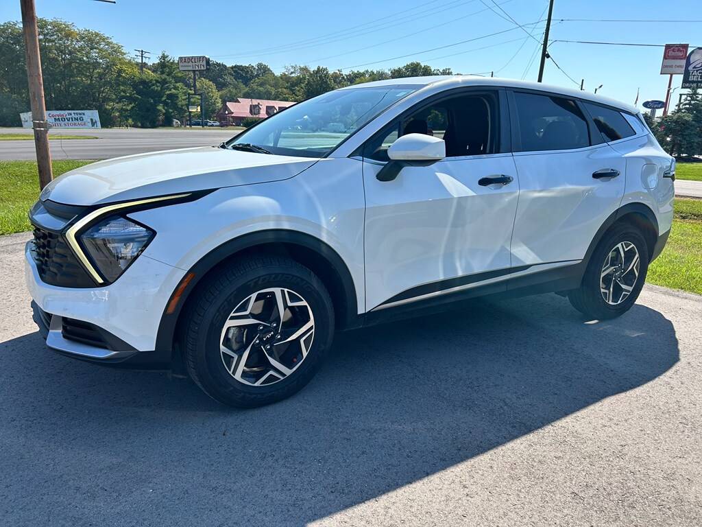 Used 2023 Kia Sportage LX SUV