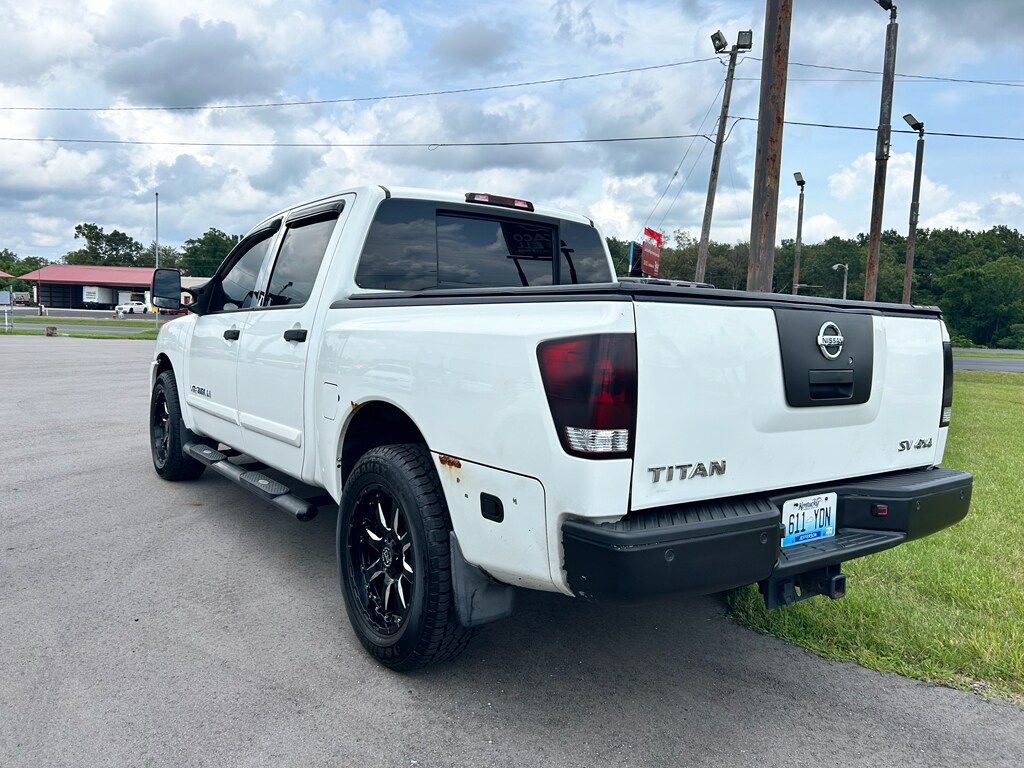 Used 2011 Nissan Titan SV Crew Cab