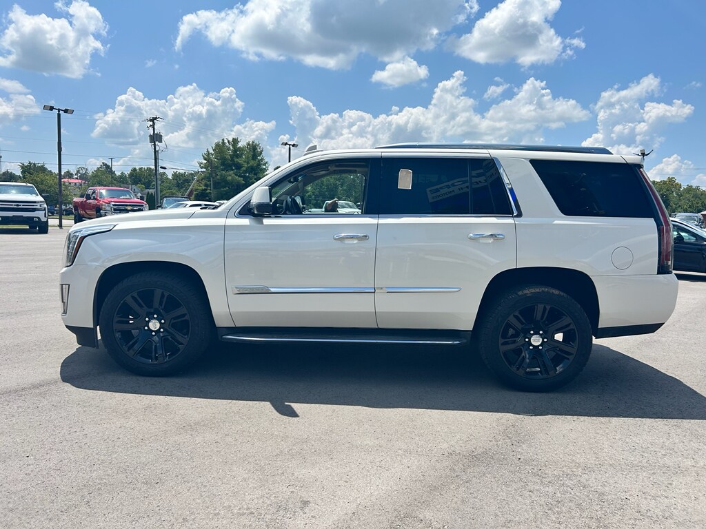 Used 2015 Cadillac Escalade Luxury SUV