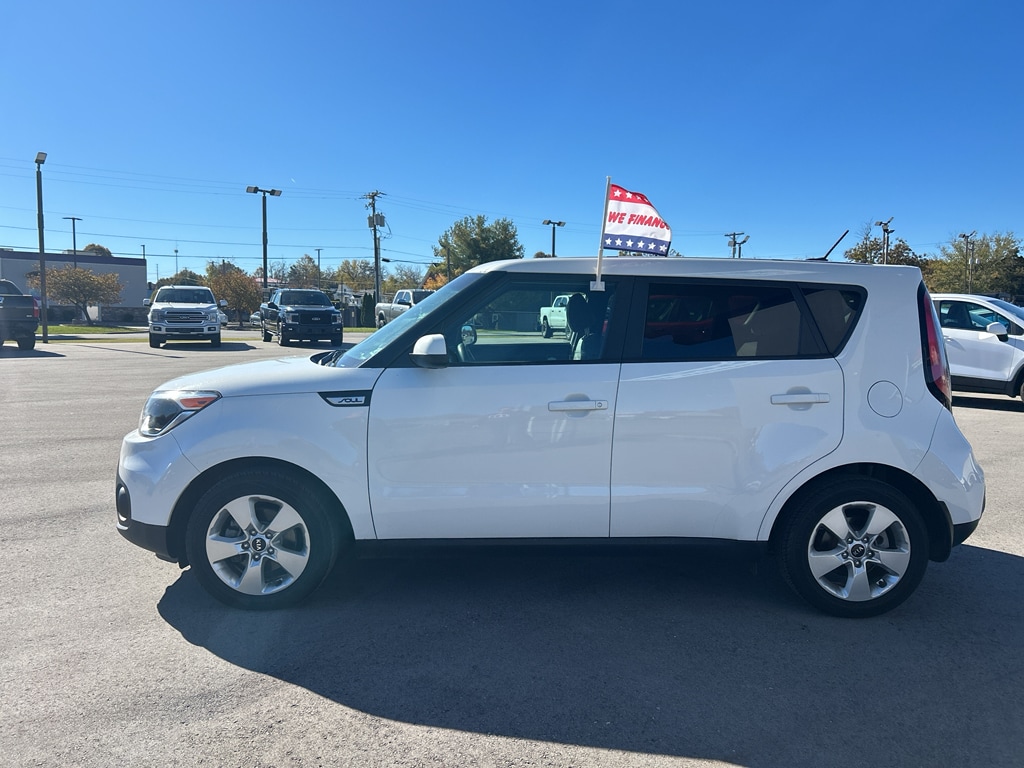 Used 2018 Kia Soul Base Hatchback