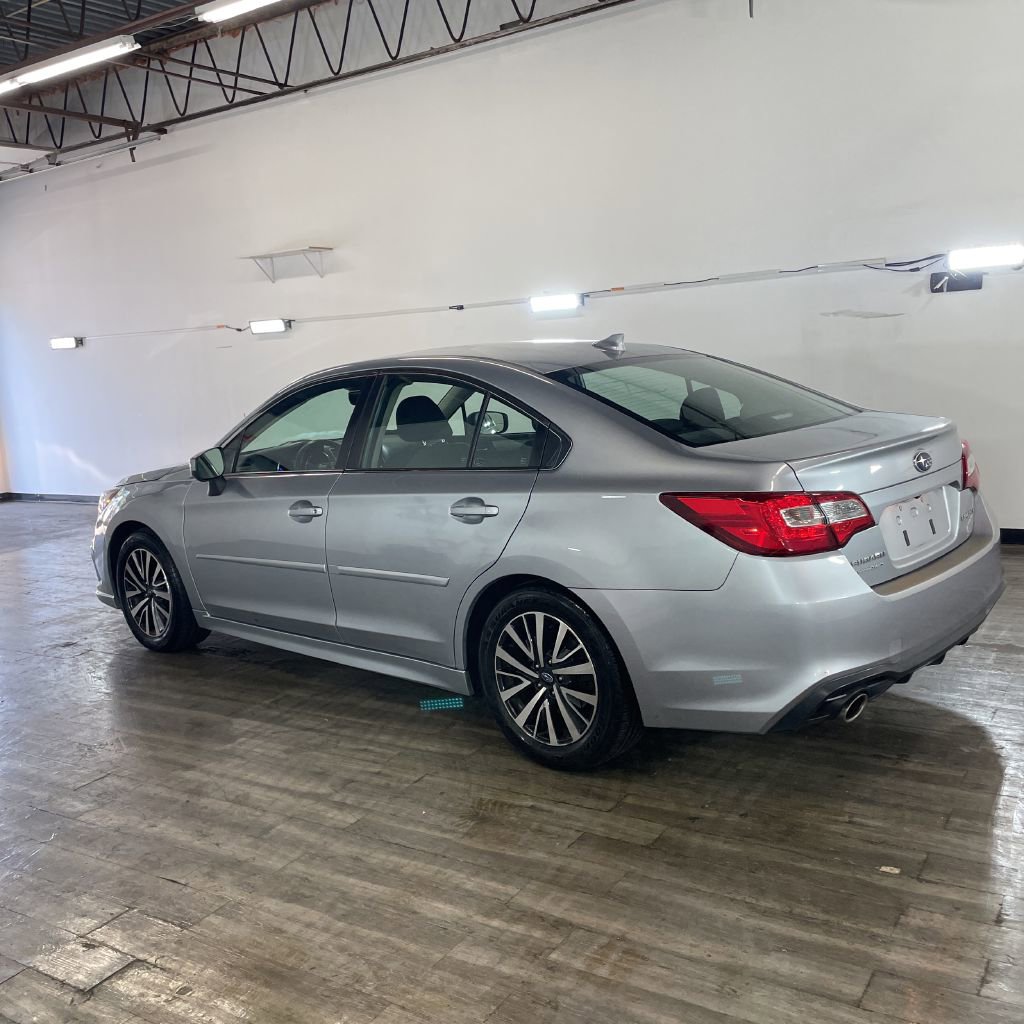 2019 Subaru Legacy 2.5i Premium photo 2