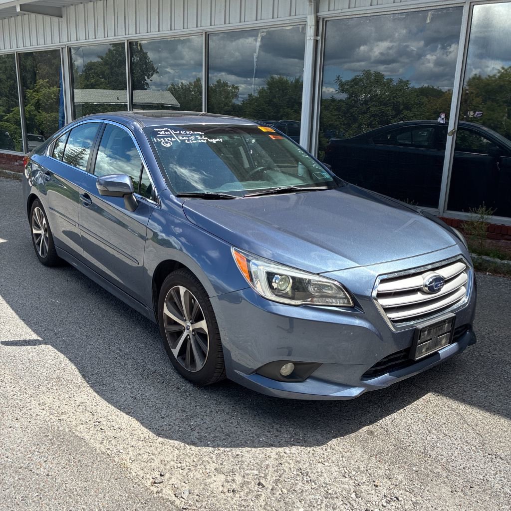 2015 Subaru Legacy 3.6R Limited photo 4