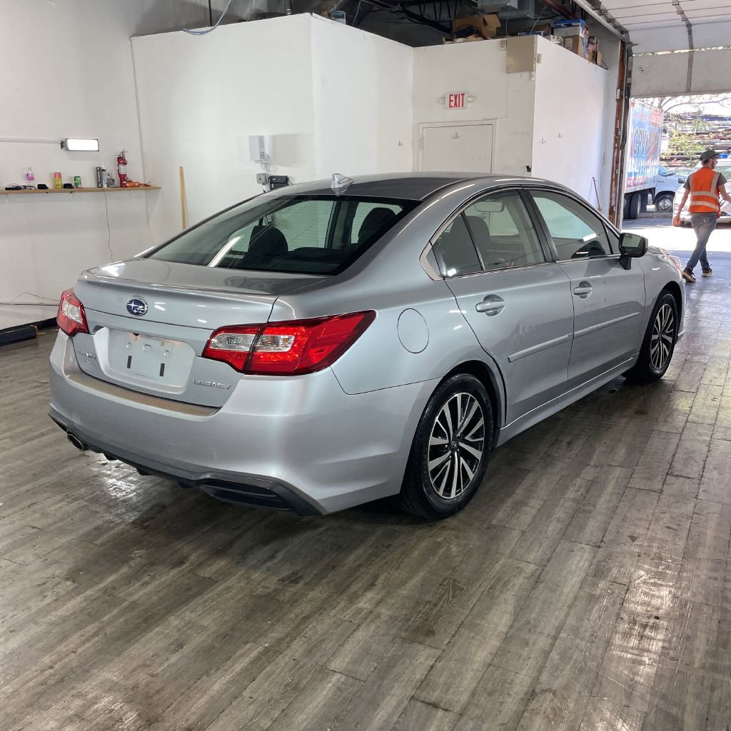 2019 Subaru Legacy 2.5i Premium photo 3