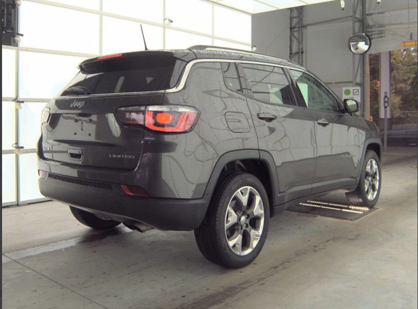 2019 Jeep Compass Limited photo 3