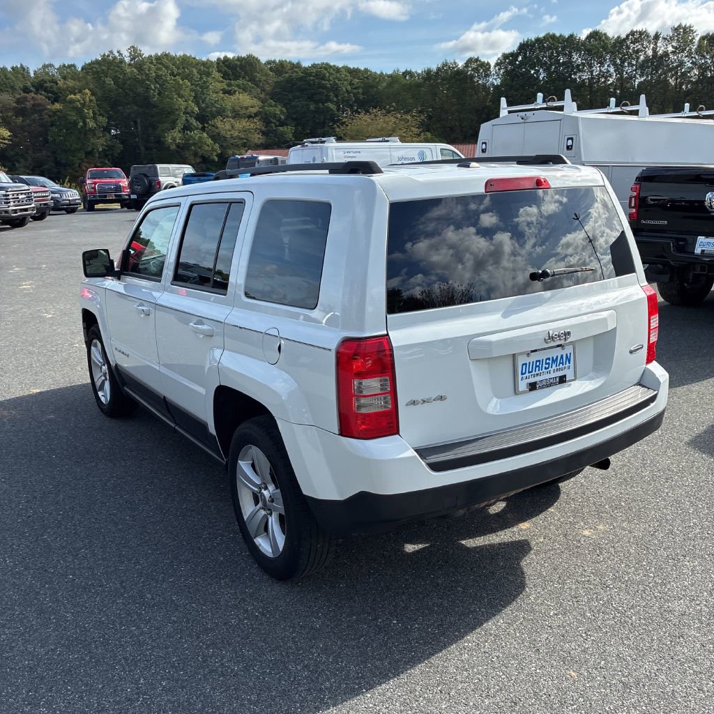 2014 Jeep Patriot Latitude photo 2