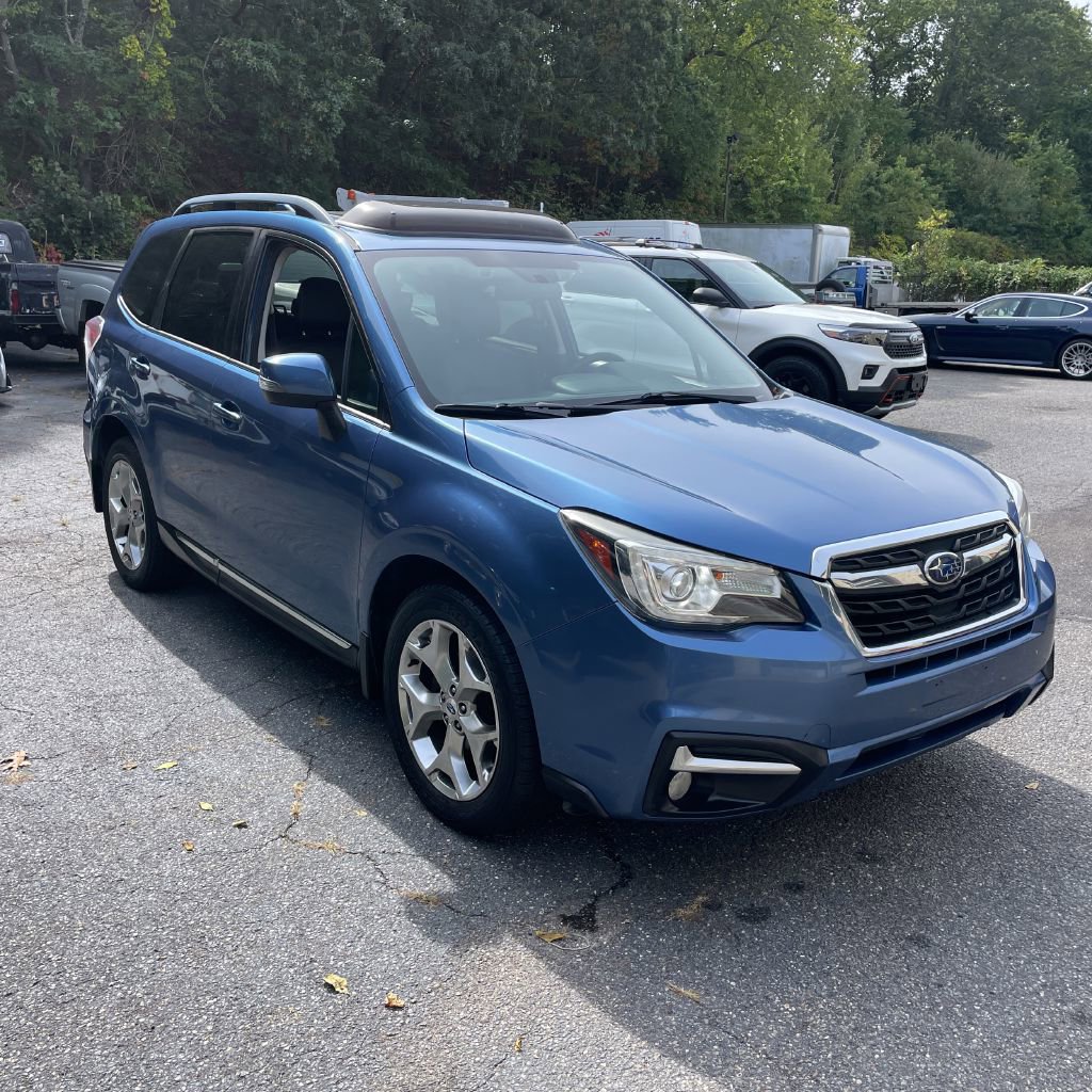 2017 Subaru Forester 2.5i Touring photo 4