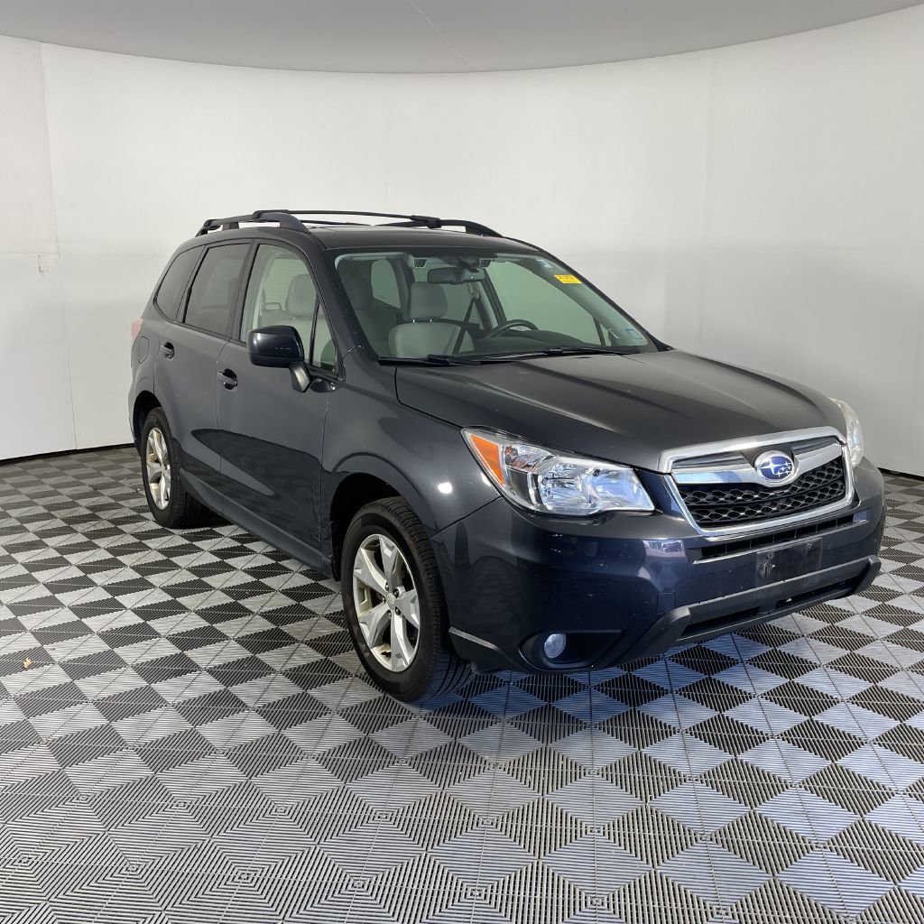2016 Subaru Forester 2.5i Premium photo 4