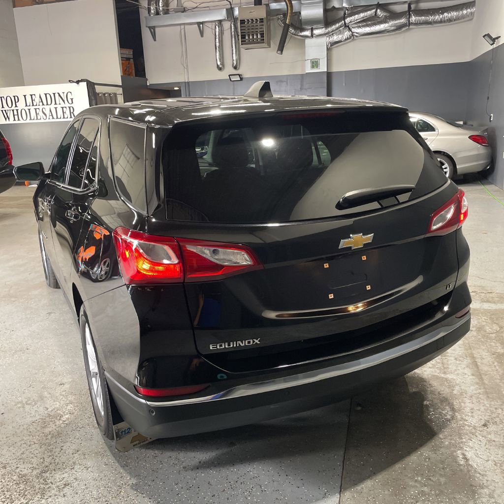2019 Chevrolet Equinox photo 2