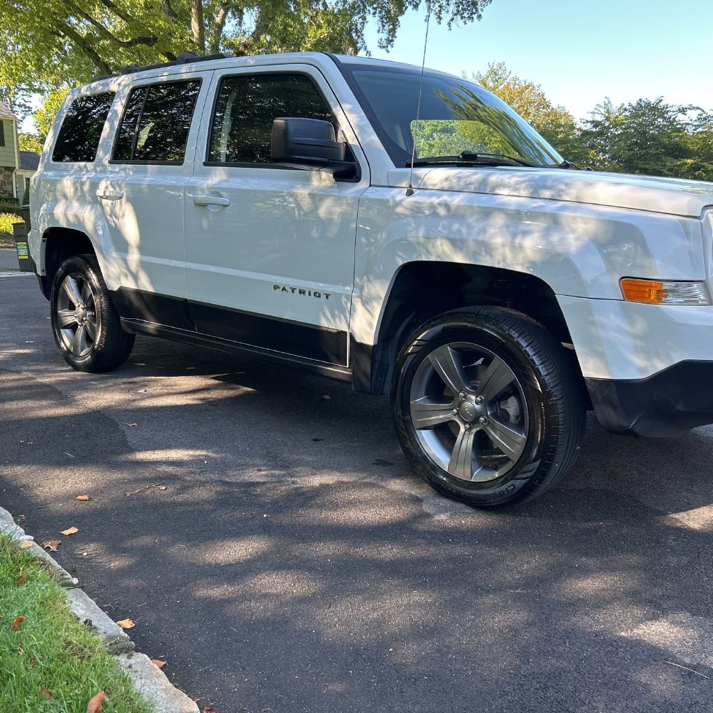 2015 Jeep Patriot Latitude photo 4