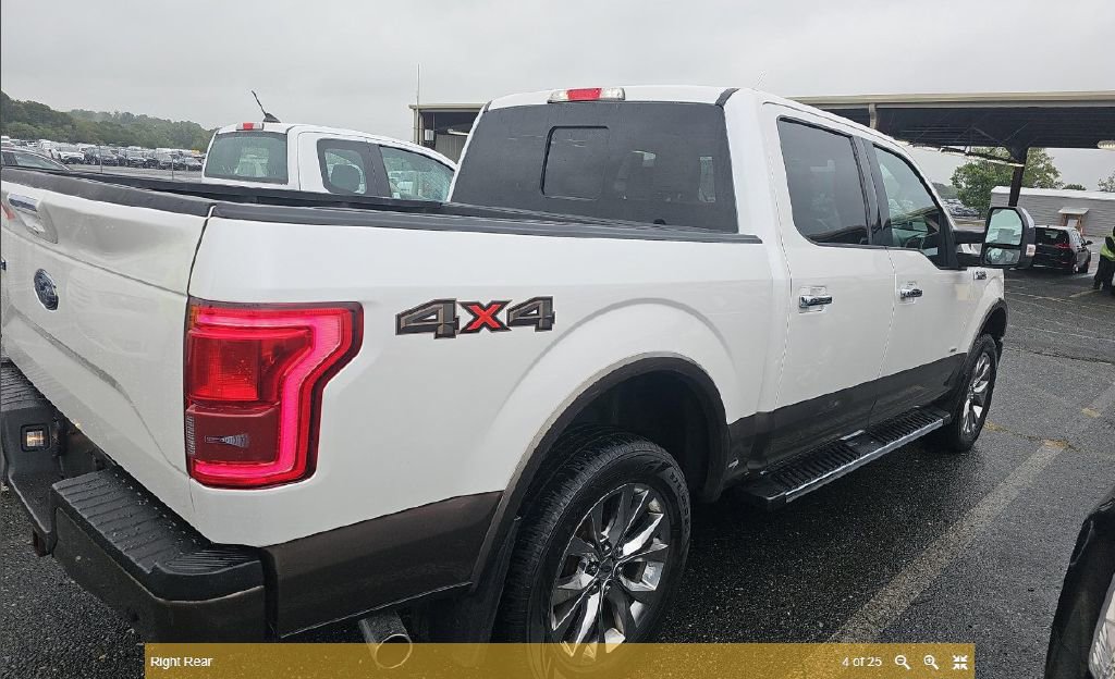 2017 Ford F-150 Lariat photo 2