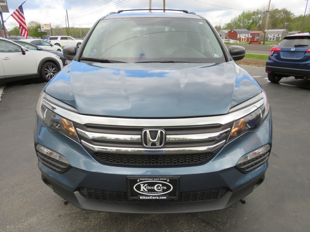 2018 Honda Pilot LX photo 3