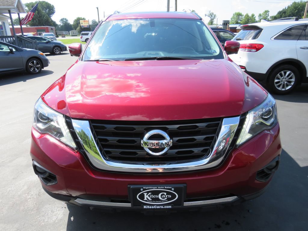 2020 Nissan Pathfinder Platinum photo 3