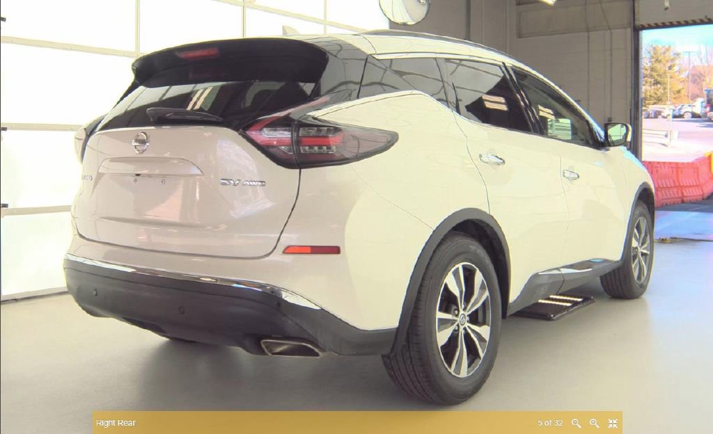 2019 Nissan Murano SV photo 2