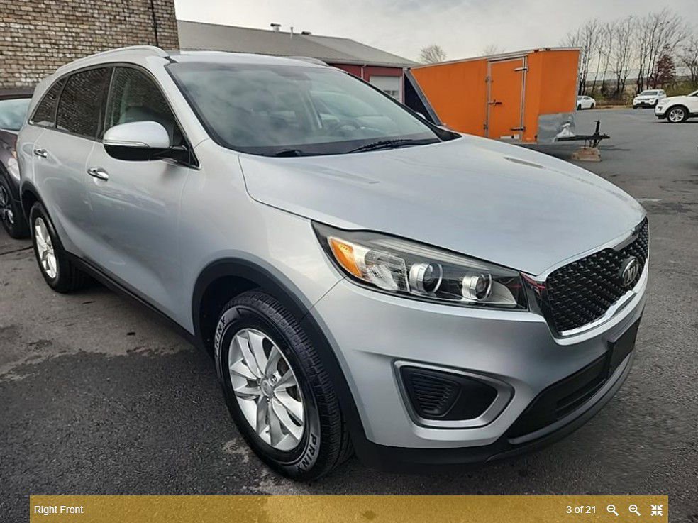 2016 Kia Sorento LX photo 4