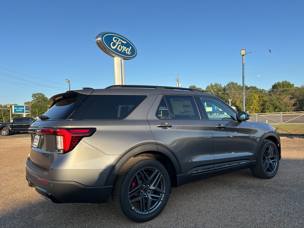 New 2025 Ford Explorer ST-Line SUV