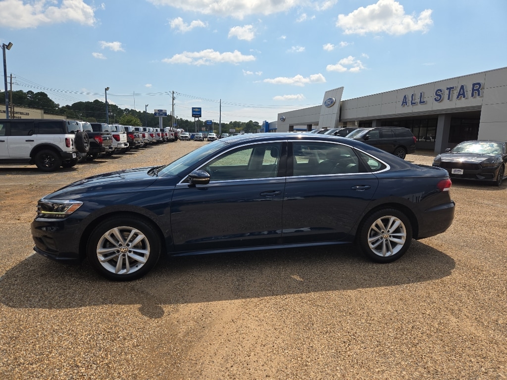 Used 2020 Volkswagen Passat SE with VIN 1VWSA7A39LC011375 for sale in Kilgore, TX