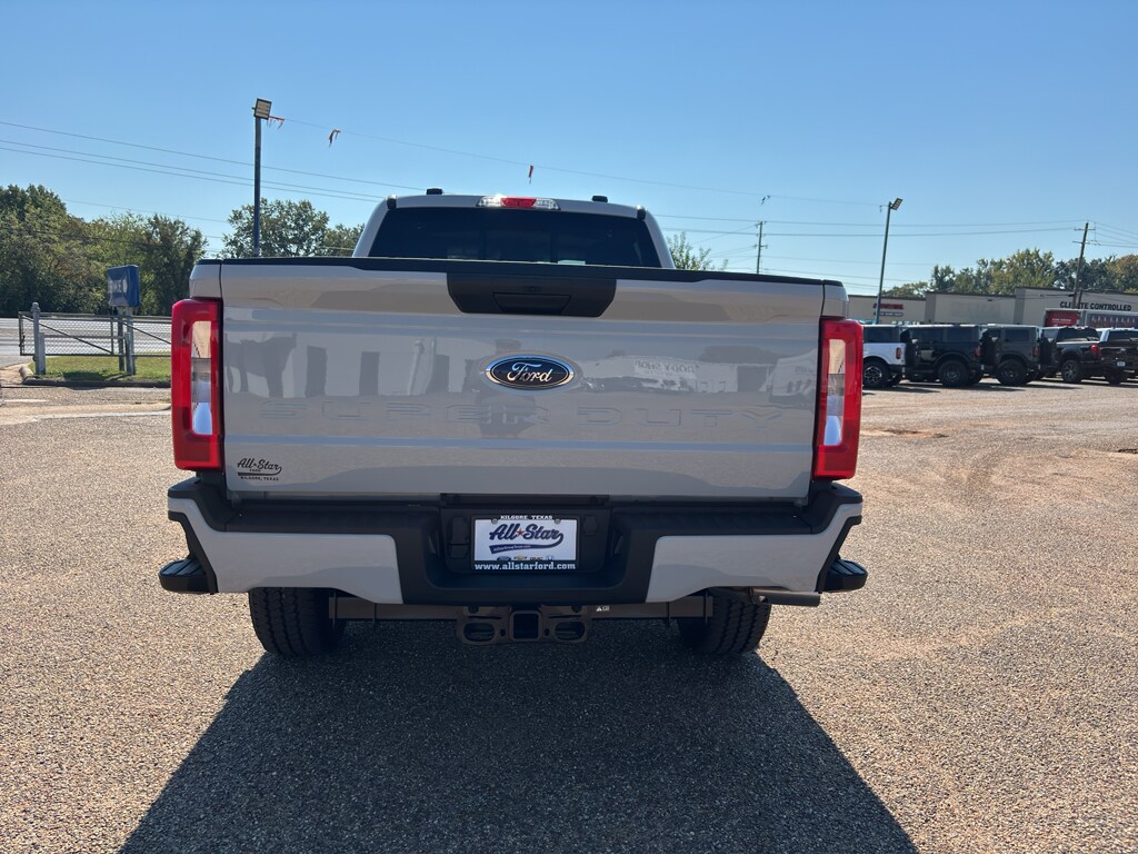 2026 Ford F-250 XL photo 4