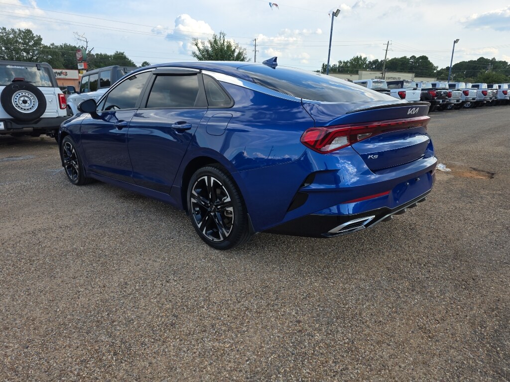 2022 Kia K5 GT-Line photo 3