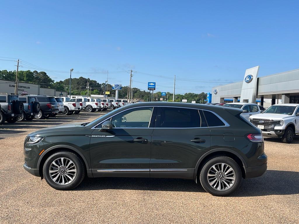 Used 2022 Lincoln Nautilus Reserve with VIN 2LMPJ8K98NBL06066 for sale in Kilgore, TX