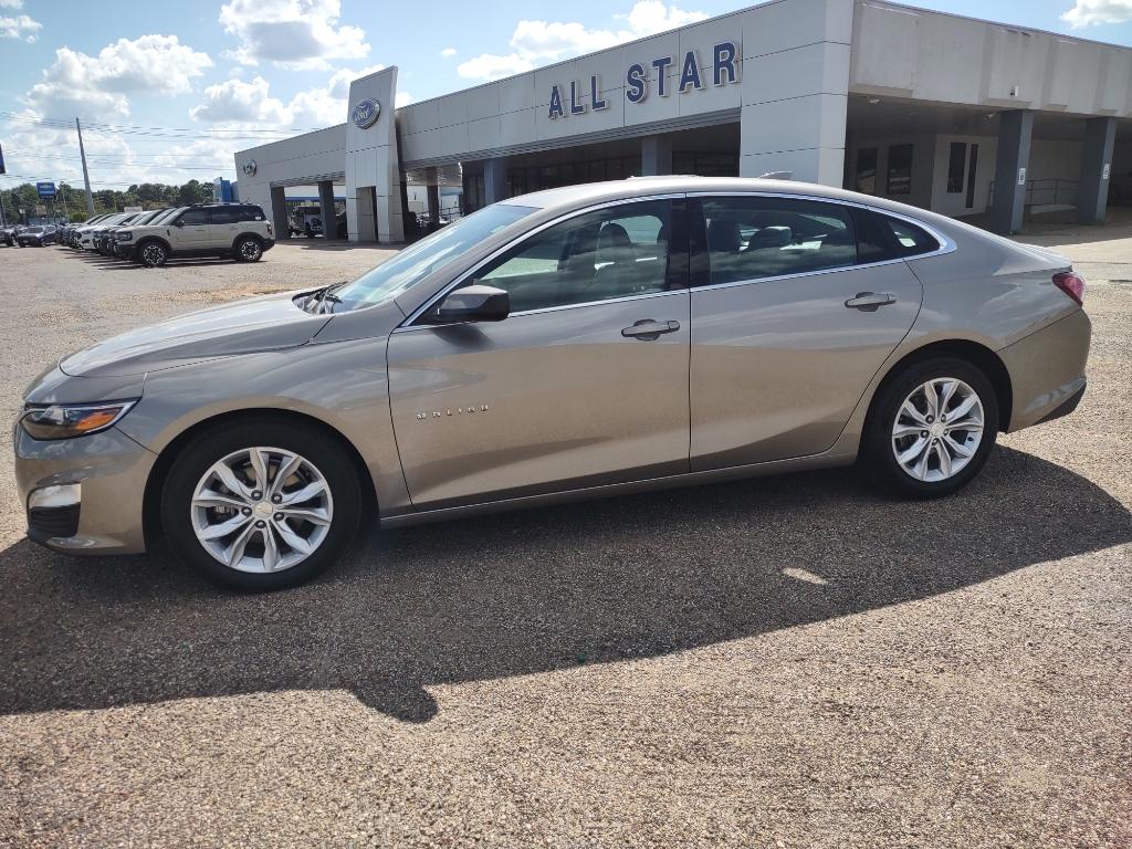 Used 2022 Chevrolet Malibu 1LT with VIN 1G1ZD5ST2NF122839 for sale in Kilgore, TX