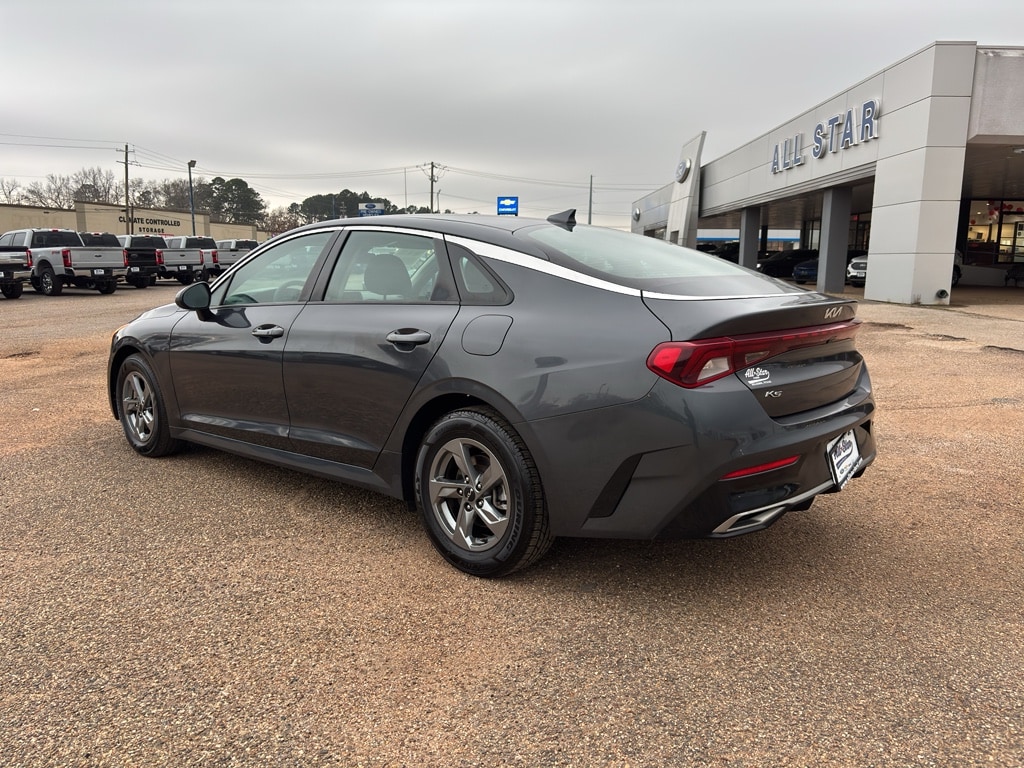 2022 Kia K5 LXS photo 3
