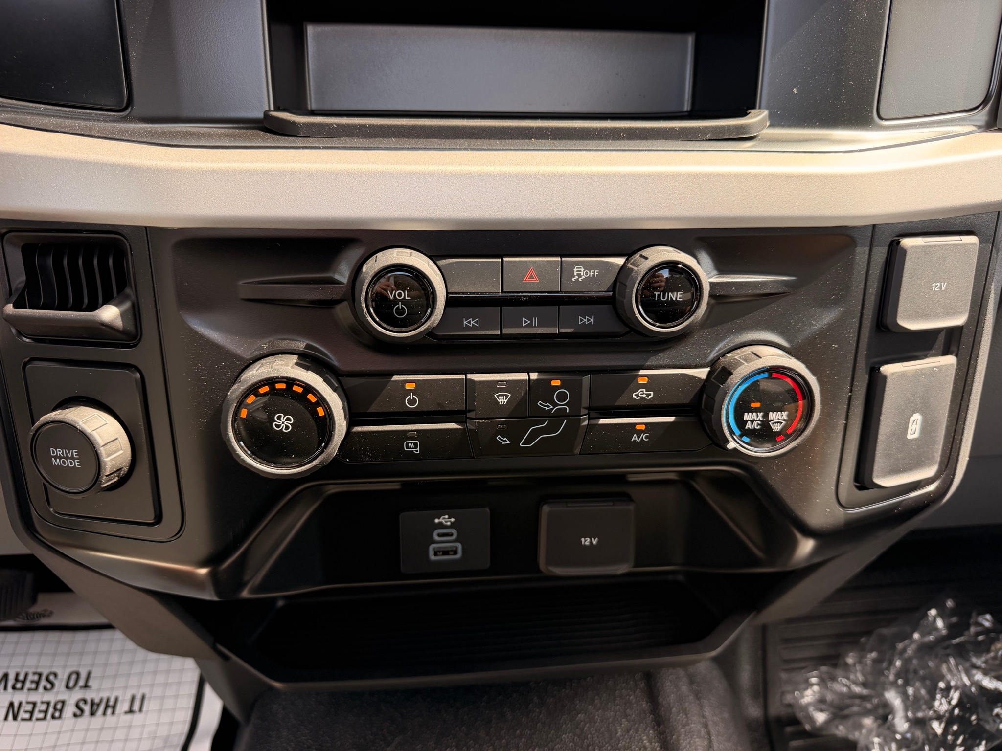 2026 Ford F-450 Super Duty Chassis Cab XL - Photo 16