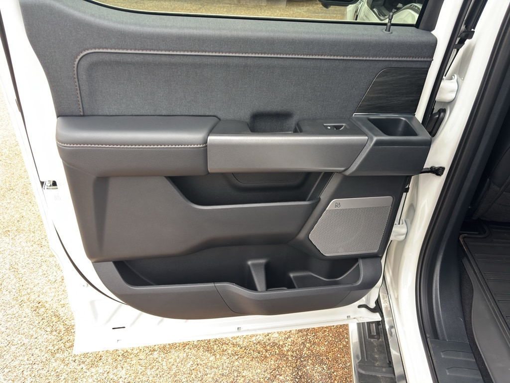 2026 Ford F-150 Lariat - Photo 17