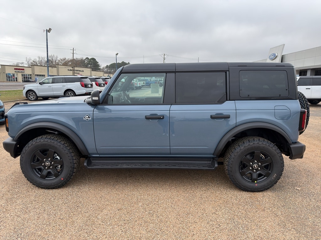 New 2025 Ford Bronco Outer Banks SUV