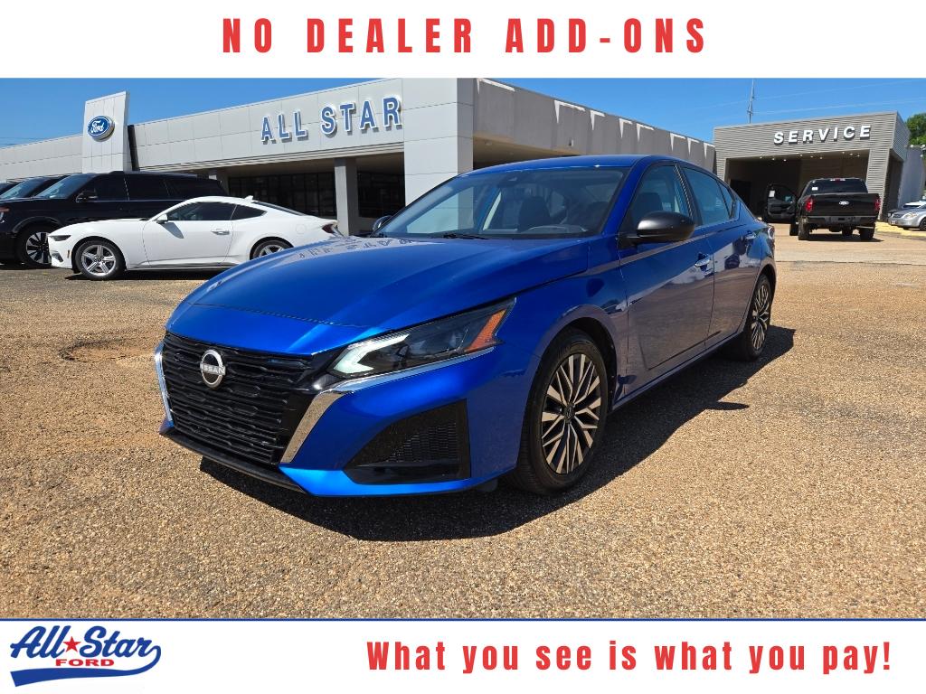 2025 Nissan Altima SV