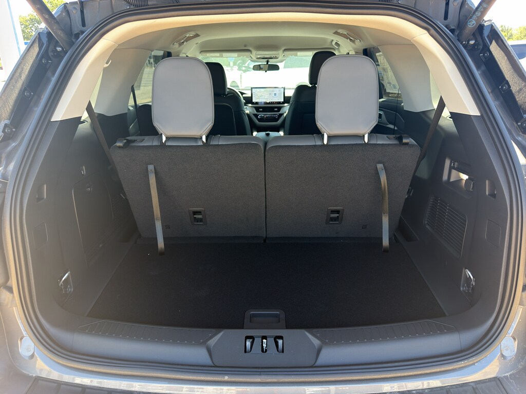 2026 Ford Explorer Active - Photo 14