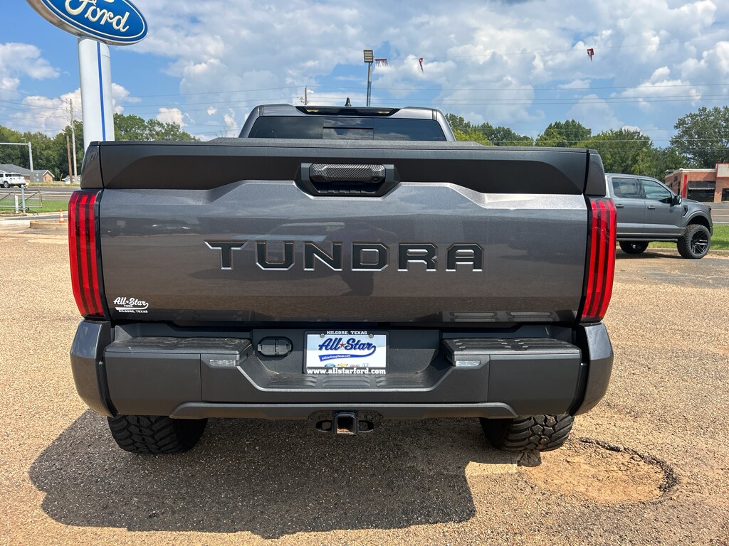 2022 Toyota Tundra SR5 Double Cab photo 4