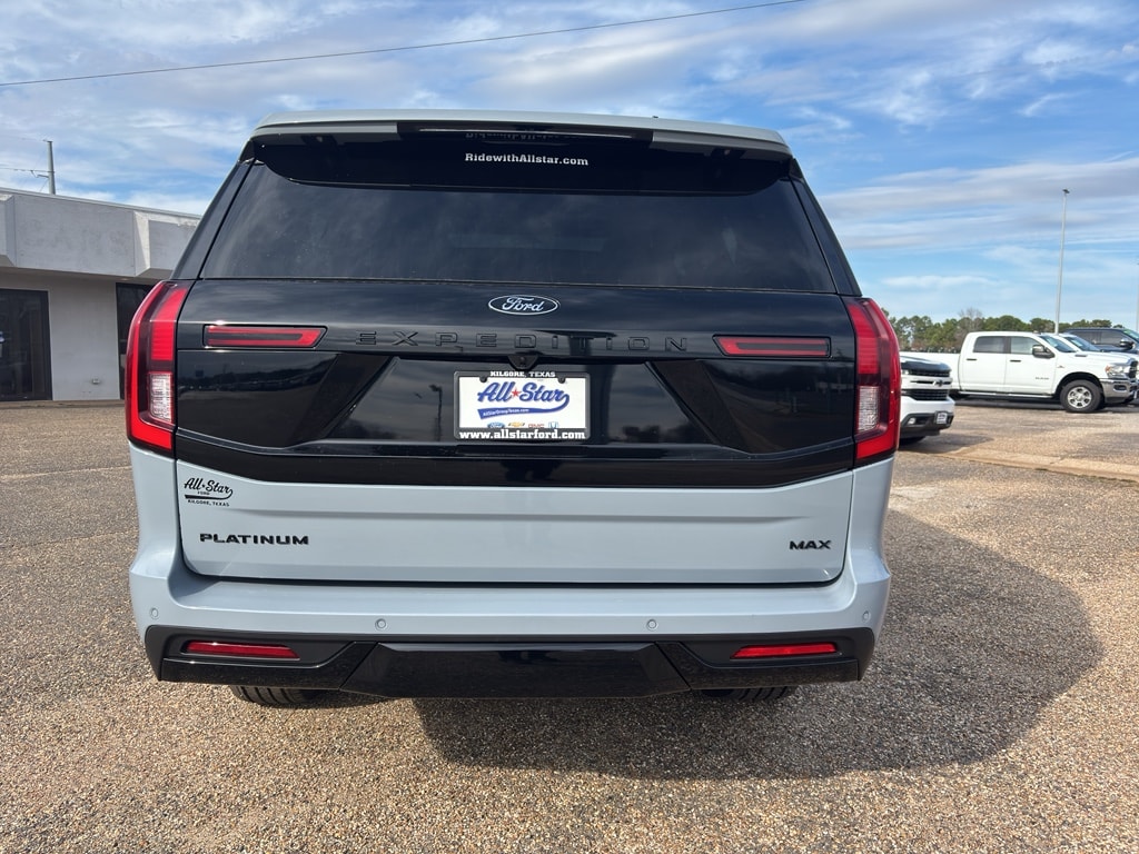 2026 Ford Expedition MAX photo 3