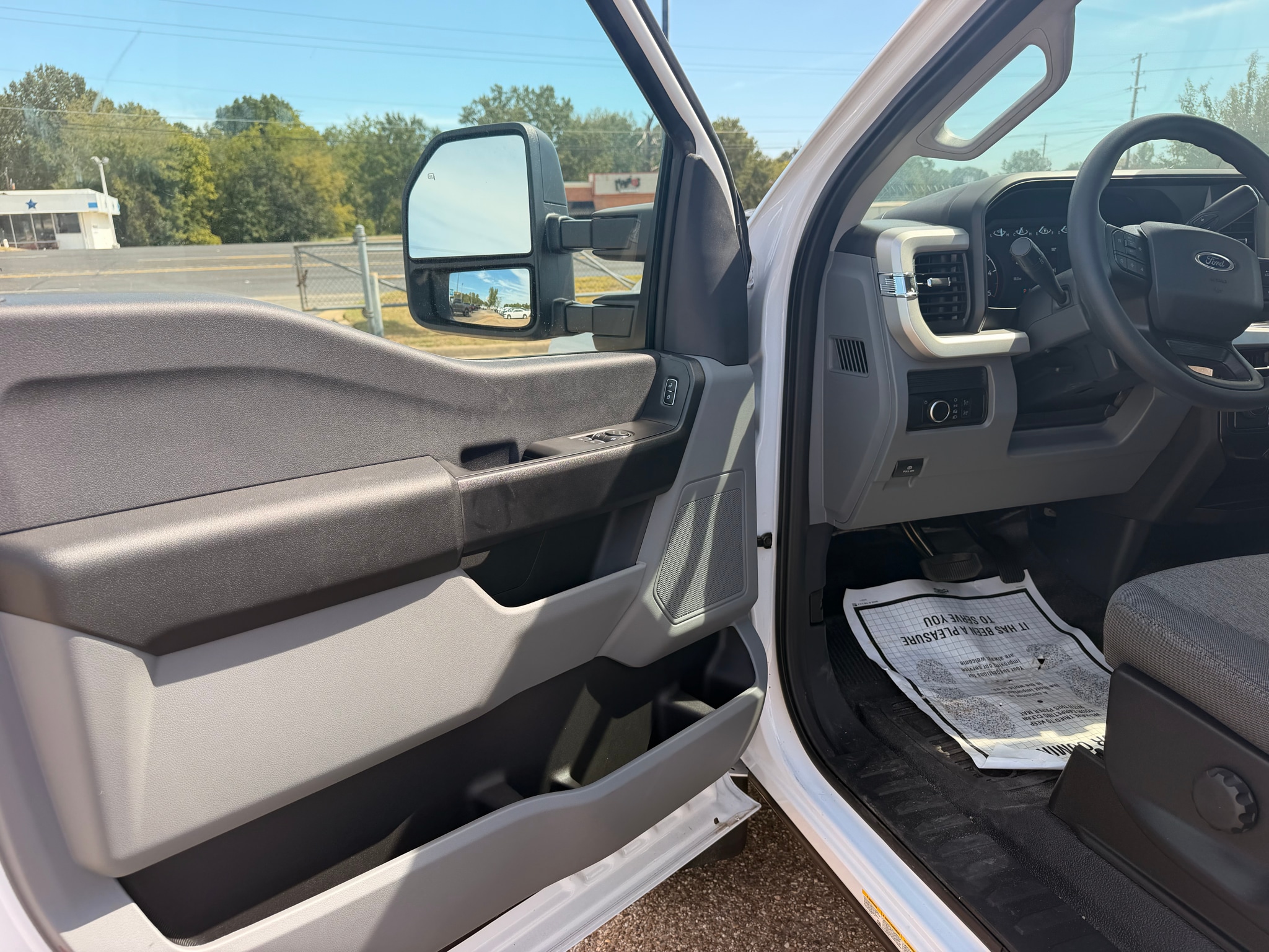 2026 Ford F-450 Super Duty Chassis Cab XL - Photo 8