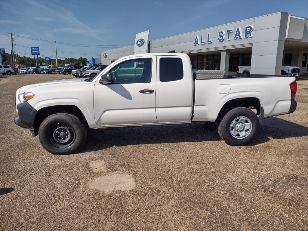 Used 2020 Toyota Tacoma SR with VIN 3TYSX5EN8LT000890 for sale in Kilgore, TX