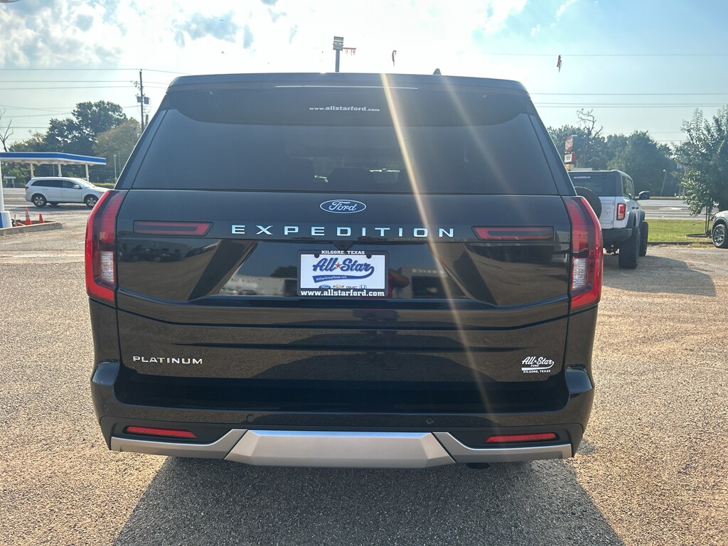 2025 Ford Expedition Platinum photo 3