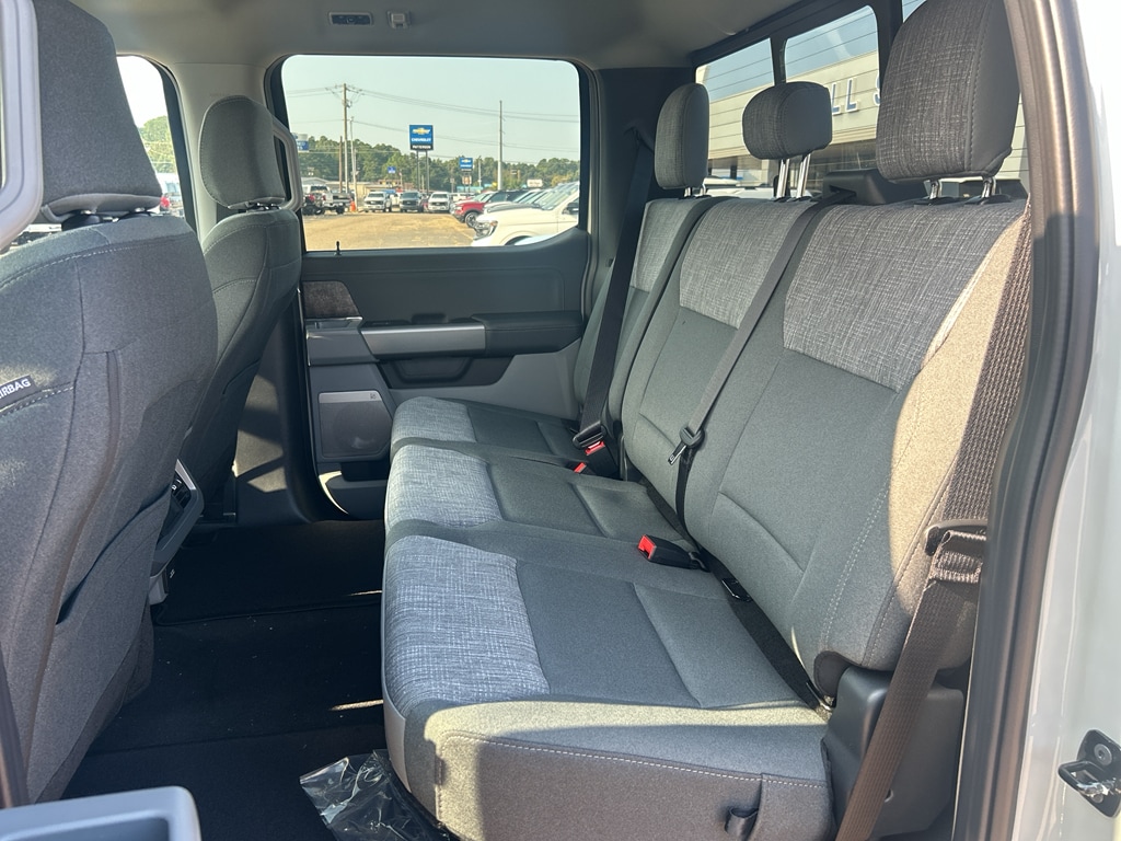 2026 Ford F-250 Super Duty XLT - Photo 14