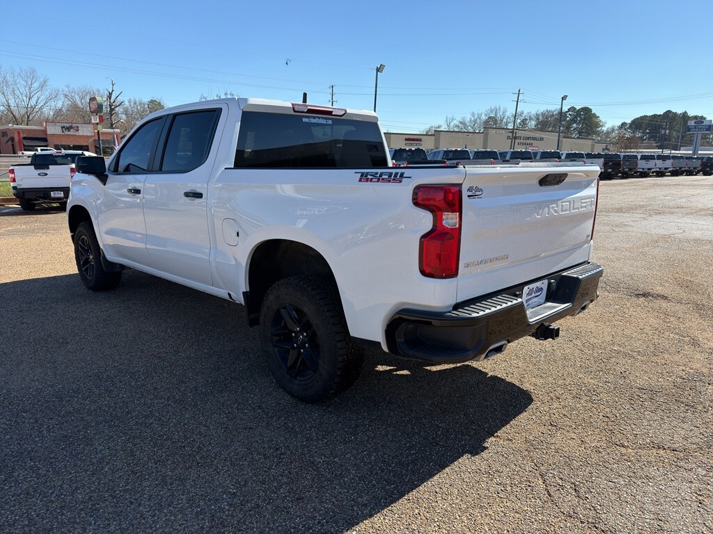 Used 2024 Chevrolet Silverado LT Trail Boss Crew Cab