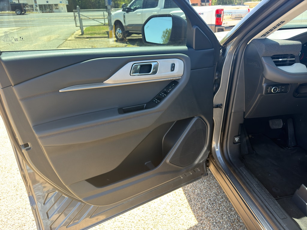 2026 Ford Explorer Active - Photo 24