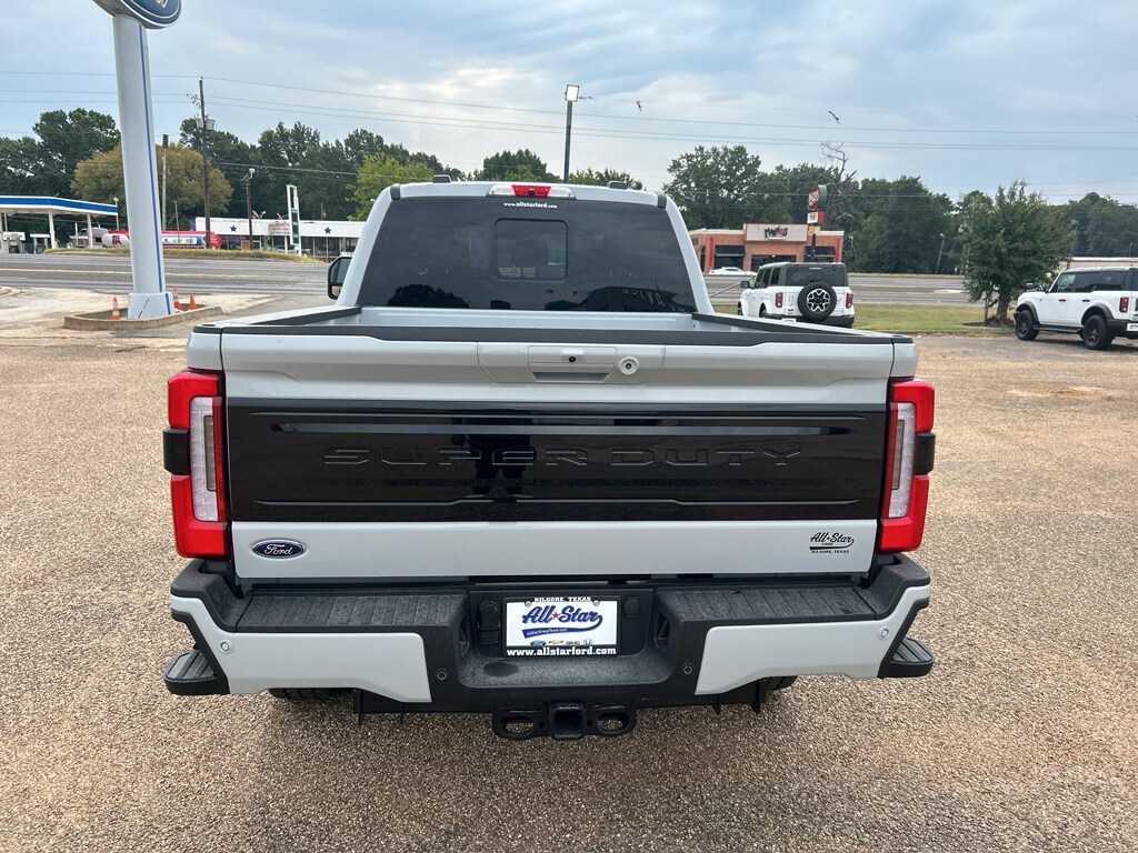 2026 Ford F-250 Platinum photo 3