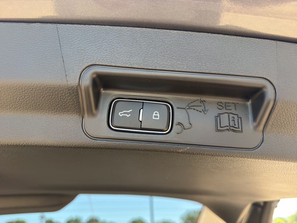 2026 Ford Explorer Active - Photo 19