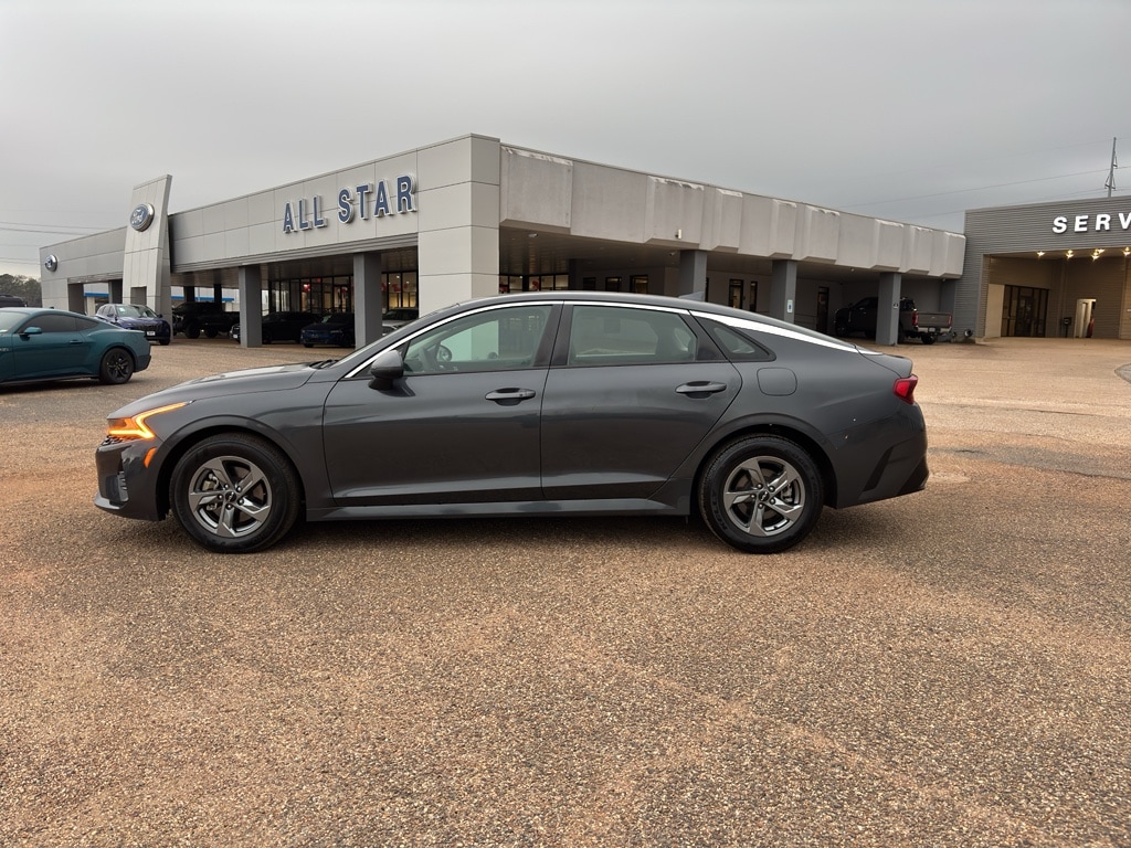 Used 2022 Kia K5 LXS with VIN 5XXG14J21NG109608 for sale in Kilgore, TX