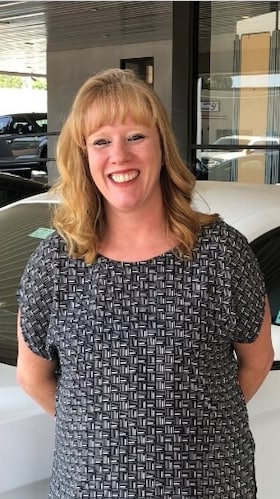 Staff member Misty Anderson from ID_e97c0df8e7ee