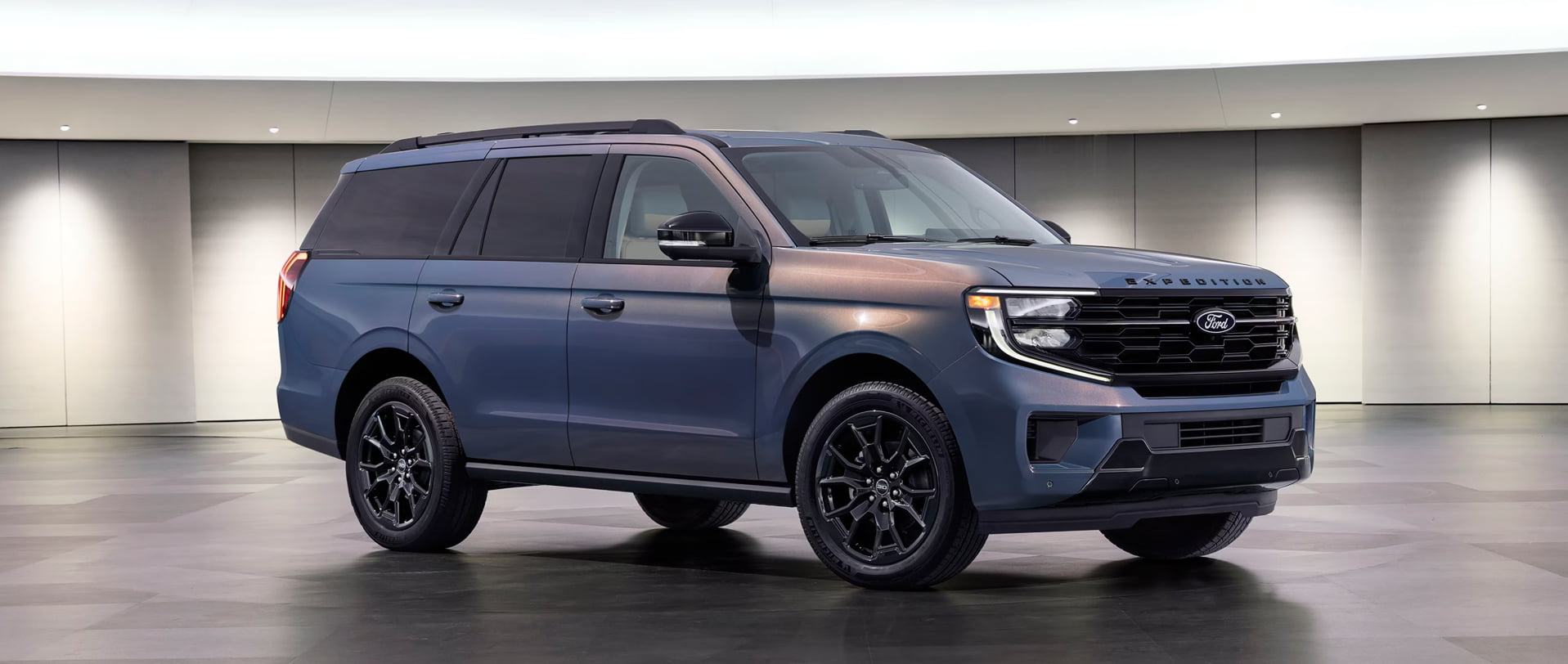 2027%20Ford%20Expedition%20vs.%20Toyota%20Sequoia%20in%20Kilgore%2C%20TX.jpg