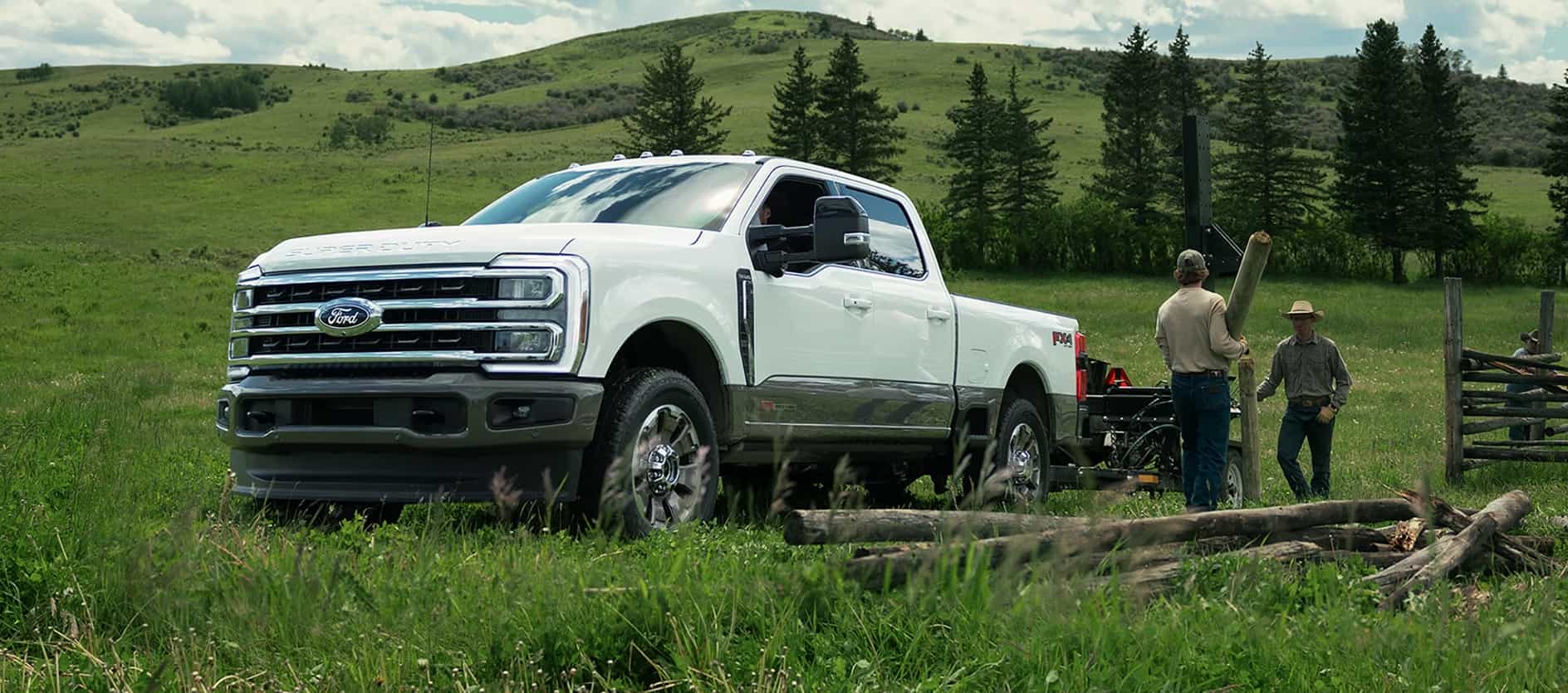 2027%20Ford%20F%20350%20Gas%20vs%20Diesel%20%20Kilgore%20TX.jpg
