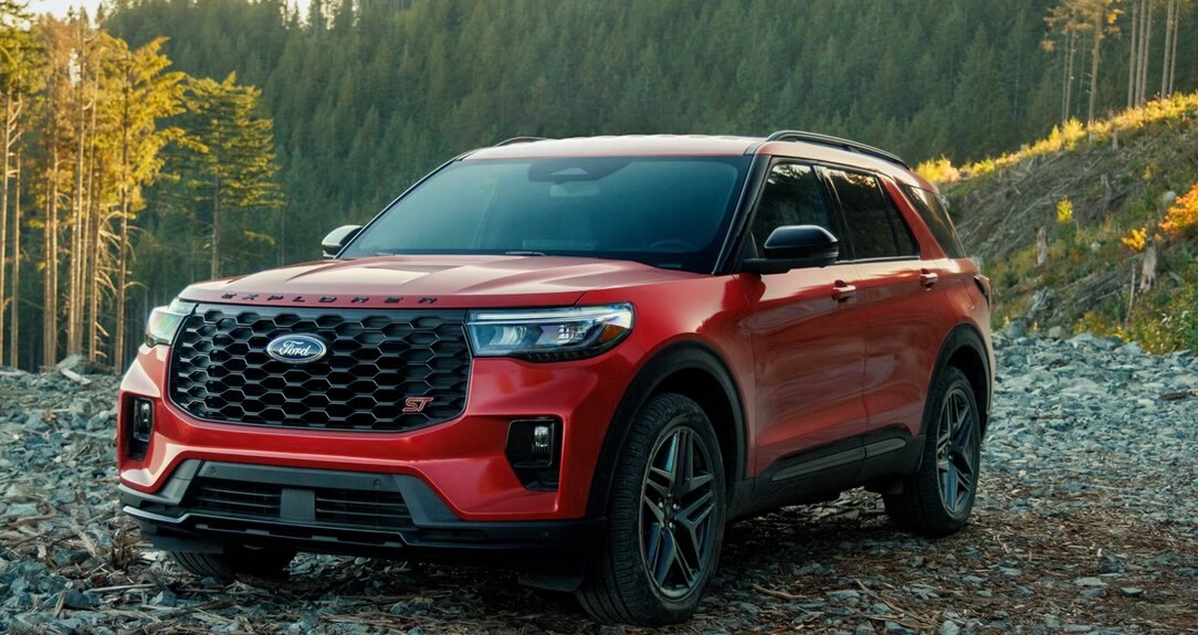 2026%20Ford%20Explorer%20vs%202026%20Chevrolet%20Traverse%20Kilgore%20TX.jpg