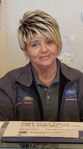 Staff member Dee Kilgore from ID_0aff5b745d81