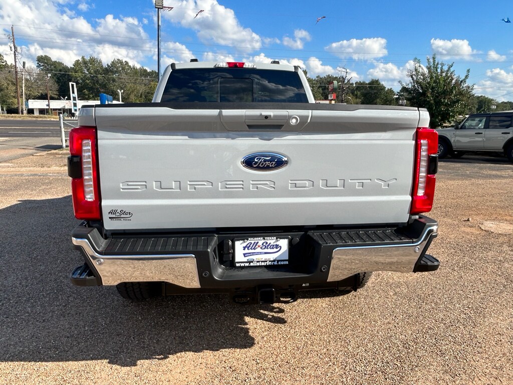 New 2026 Ford F-250 Lariat Crew Cab