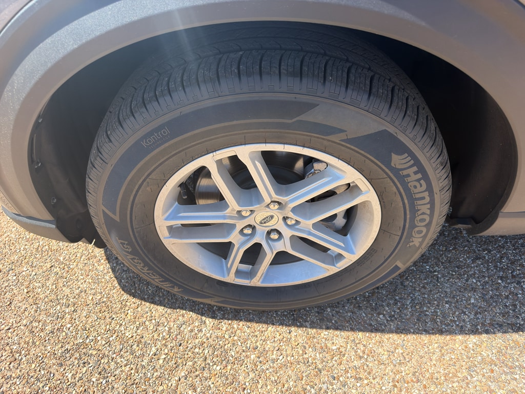 2026 Ford Explorer Active - Photo 10
